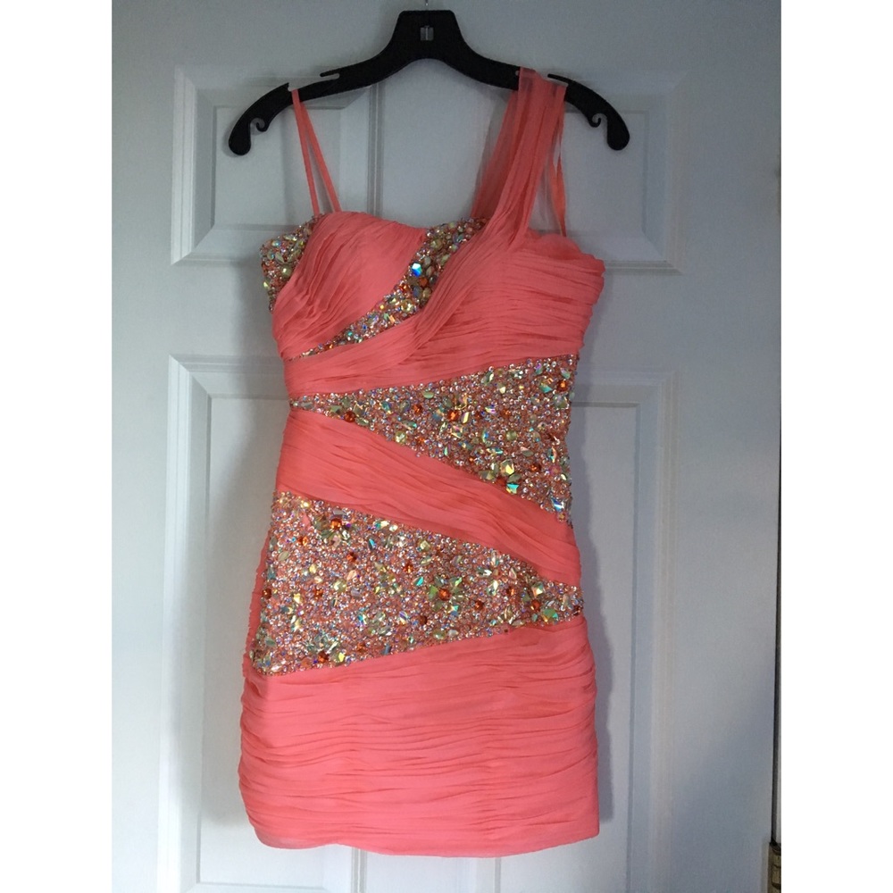Dave & Johnny Semi Formal Dress
